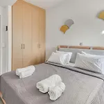 Iremia Villa *