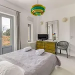 Iremia Villa