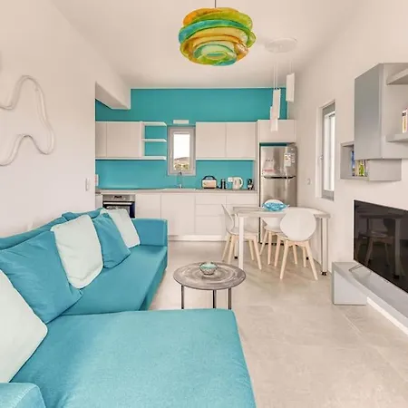 Iremia - Family House With Access Villa