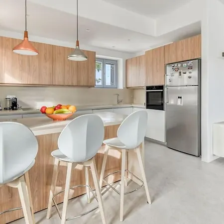 Iremia - Family House With Access Villa Ambelas